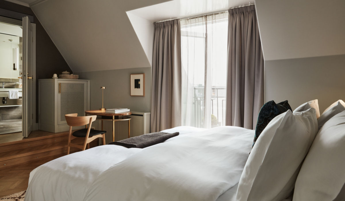 Hotel St. George parvekkeelliset Atelier-huoneista on upeat maisemat Helsingin ylle