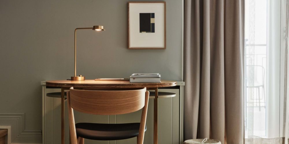 Kaunis hotellihuone parvekkeella upeassa Hotel St. Georgessa