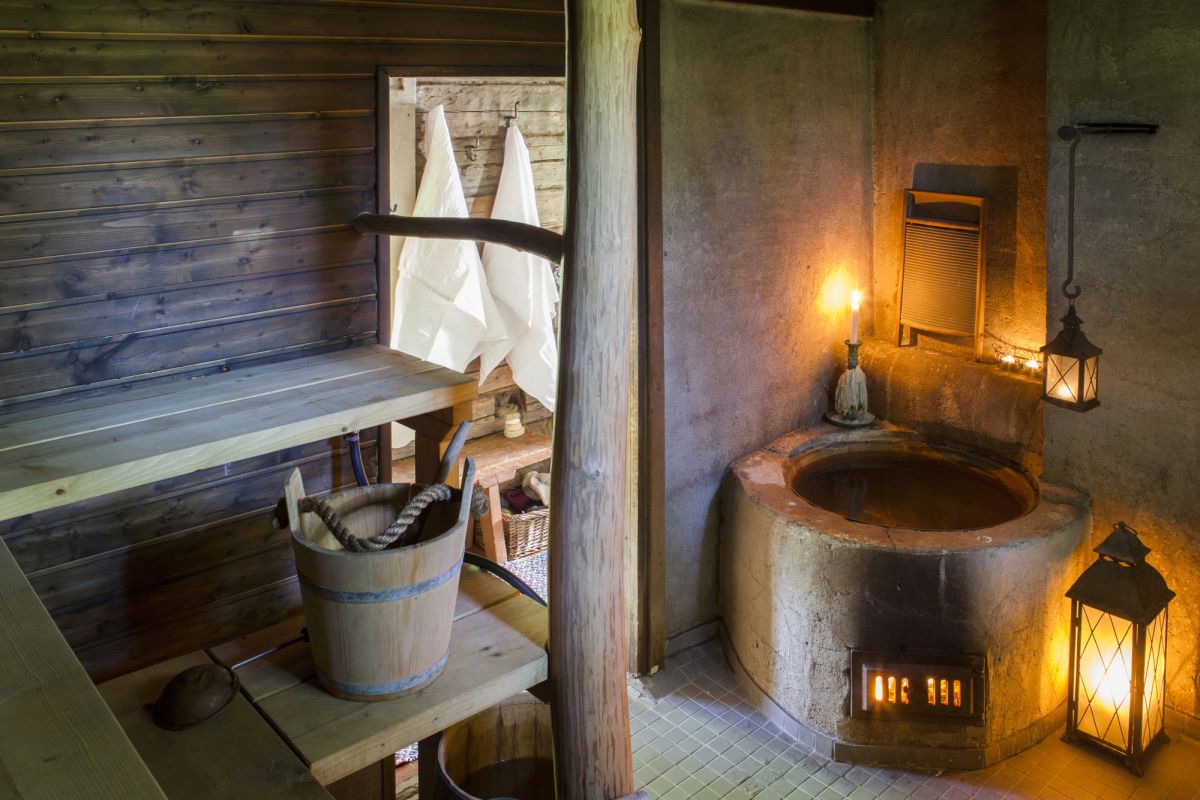  If you’re looking for a peaceful countryside escape without leaving the city, Kaurilan Sauna is your best bet.