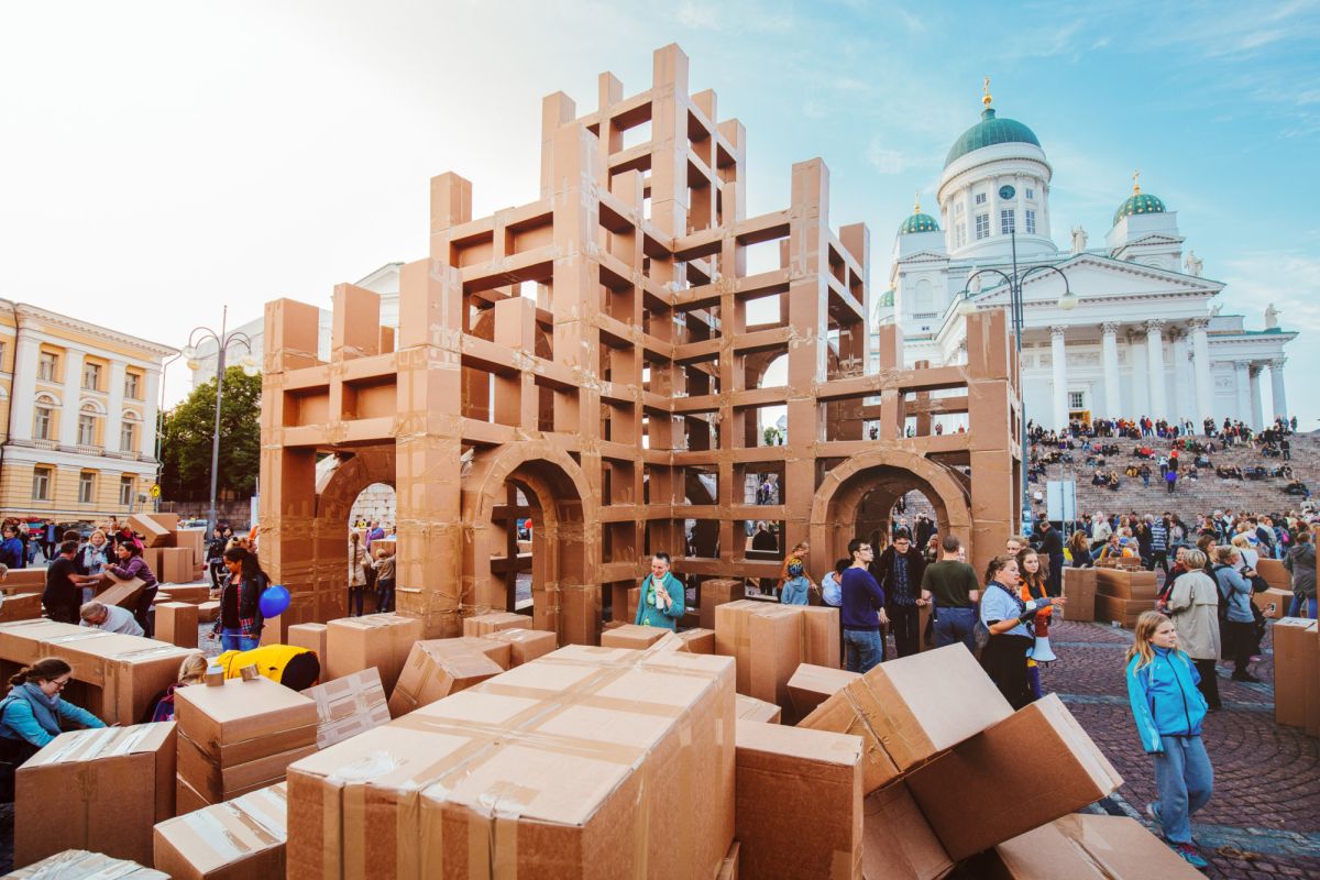 The Night of the Arts sees Helsinki become a stage for large and small free events and performances.