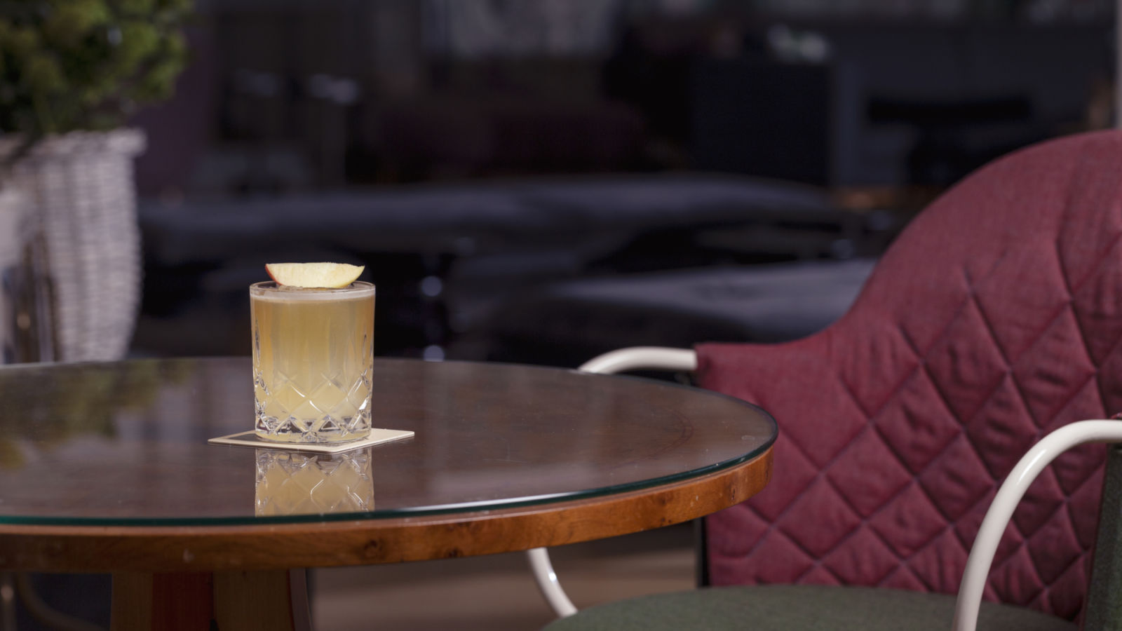 Wintergarden at Hotel St. George Helsinki is the perfect place for cocktails. Welcome to our Friday afterwork with DJ music.
